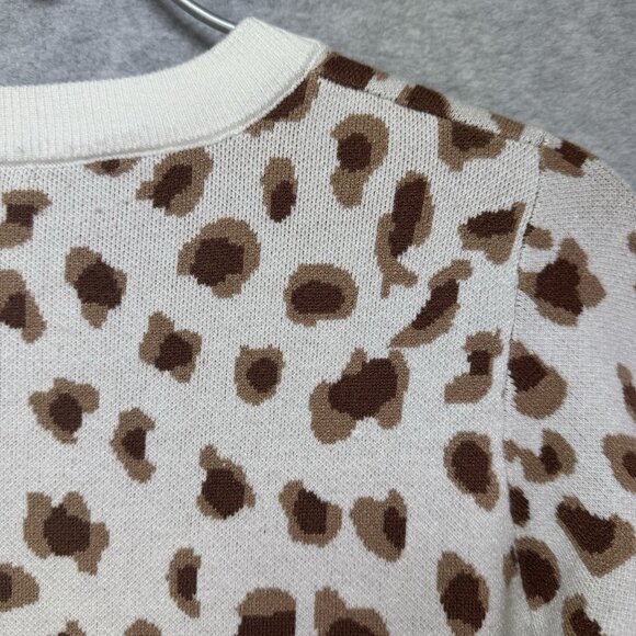 Hem & Thread Sweater Womens Medium Brown White Long Sleeve Pullover Animal Print - Picture 4 of 7